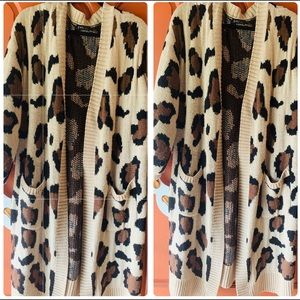 3x Long sleeve leopard print cardigan. Worn maybe twice. Smoke & pet free home.